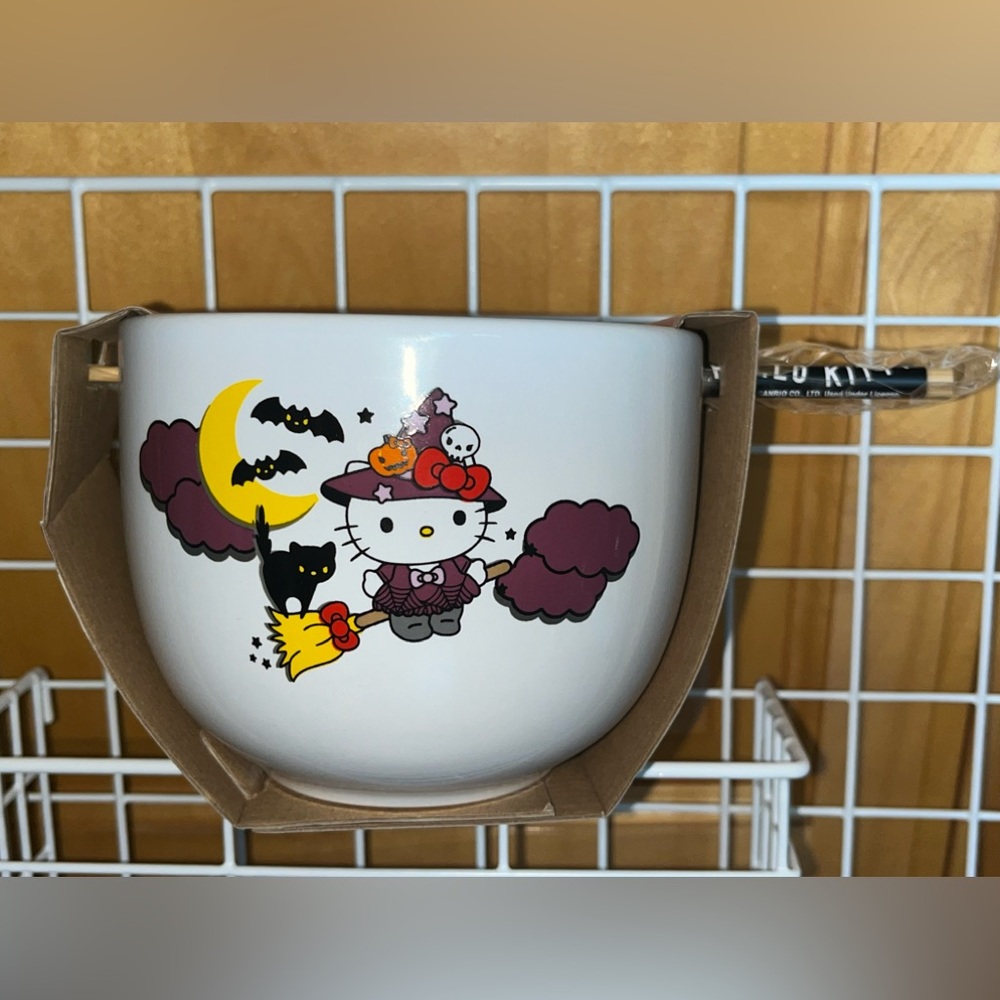 Sanrio Hello Kitty Halloween Ceramic Bowl with Chopsticks NWT NEW
